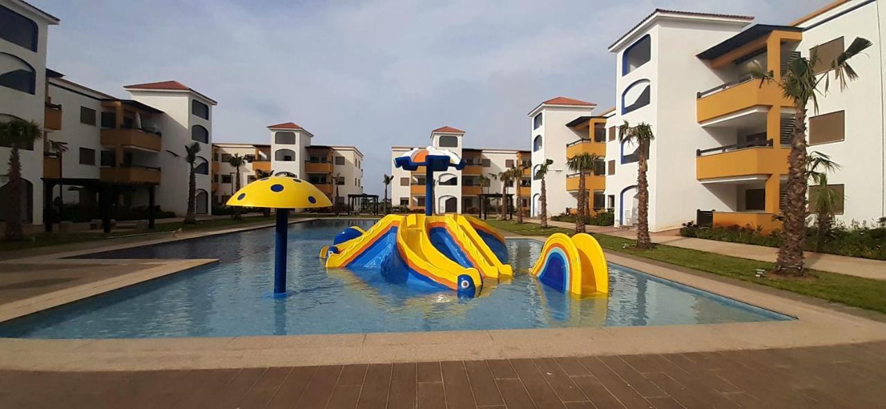 Apartement Haut Standing Avec Piscine A La Marina Saïdia Kültér fotó